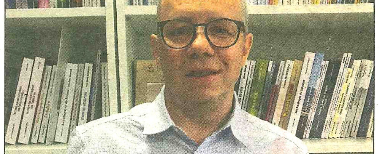 ÉMILIEN DU POUZENC SE RÉVÈLE AVEC SON ROMAN VENT ARRIÈRE